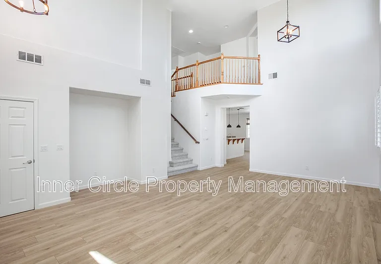 5560 McFarlan Ranch Dr — Photo 3