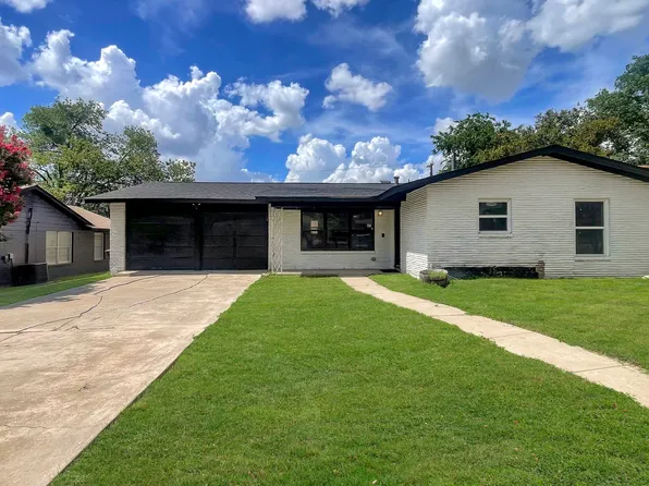 4411 Bikini Dr, San Antonio, TX 78218