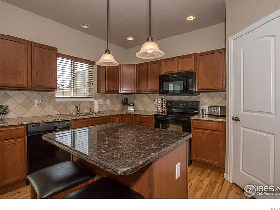 5th image of 713 Ponderosa Dr