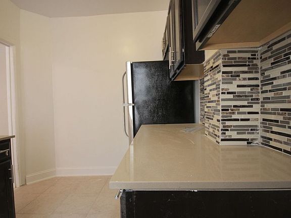 5th image of 25-10 31st Ave #2F