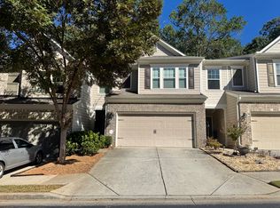 821 Justins Place Ln, Lawrenceville, GA 30043