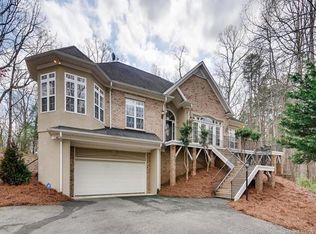 5104 Mountain Point Ln, Charlotte, NC 28216