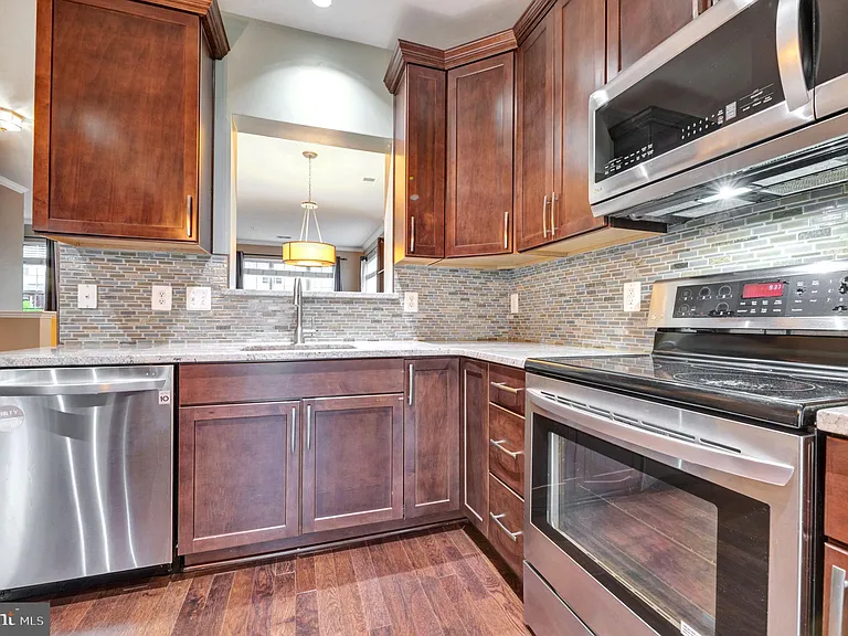 5502 Capital Gateway Dr #418 — Photo 3