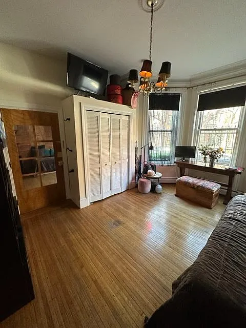 Studio, 375 sqft, $2,300 — Photo 4