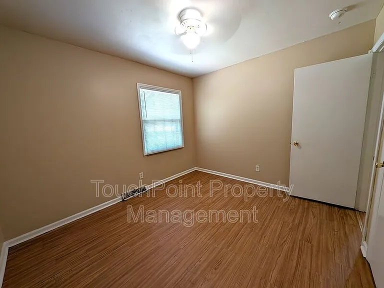 1000 Claremont Rd — Photo 19