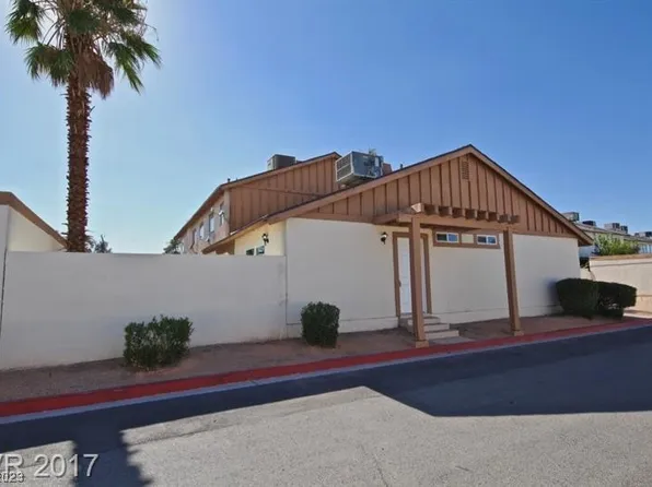 3900 Blackford Pl, Las Vegas, NV 89102