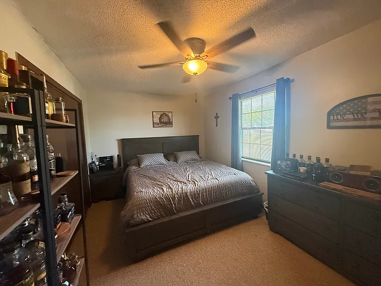 403 Keeble St #403 — Photo 16