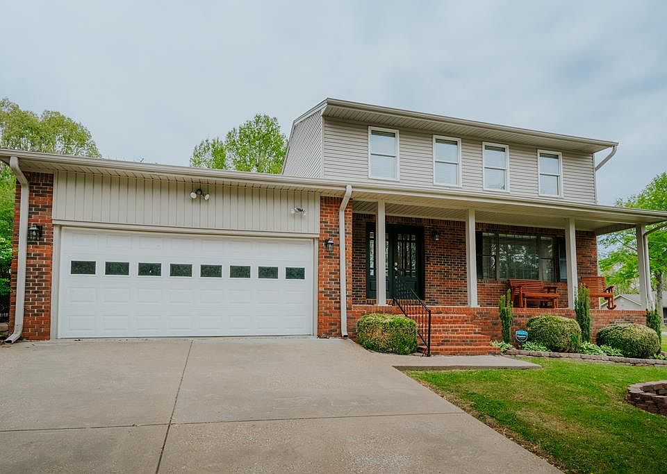 1st image of 122 Genevieve Dr