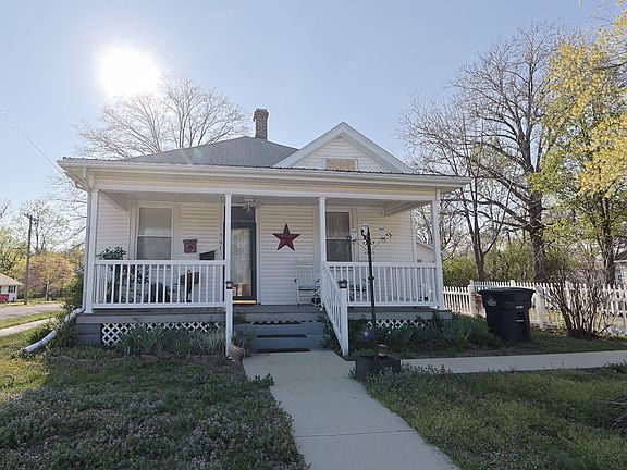 2nd image of 501 N Shelby Ave