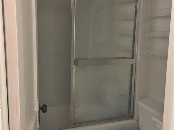 4th image of 1205 Madison St #1