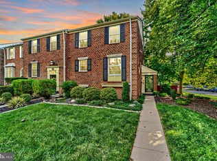 64 Blondell Ct, Lutherville Timonium, MD 21093