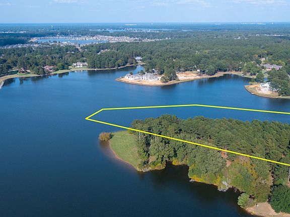 3rd image of 431 William Glen Ct #18