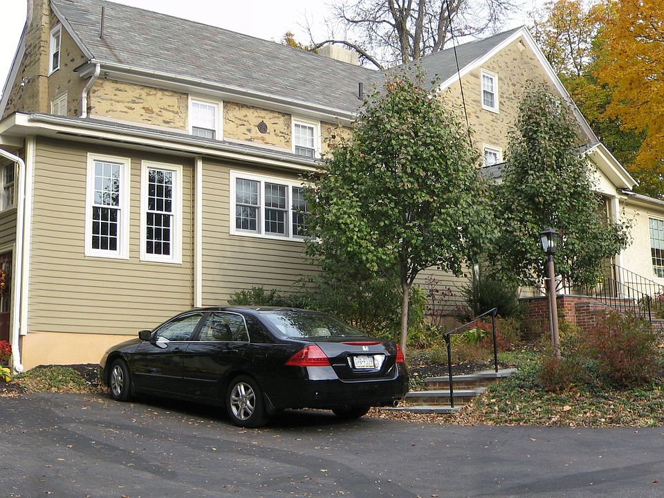 Bealer Farmhouse