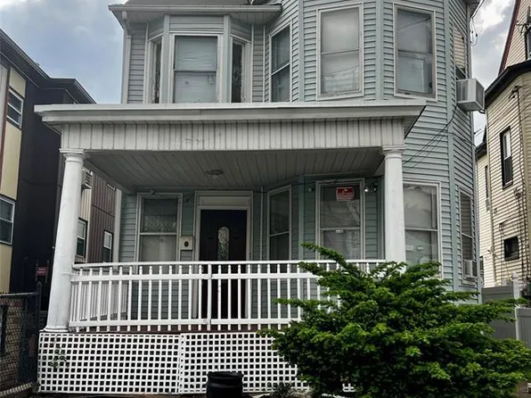 654-656 E 26th St, Paterson, NJ 07504