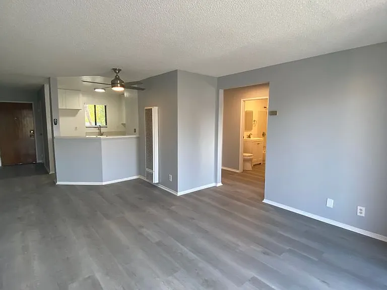 1039 Junipero Ave — Photo 10
