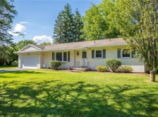 1462 Ayrault Rd, Fairport, NY 14450