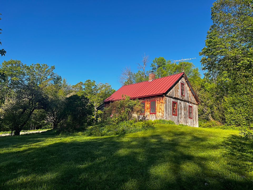 1st image of 1904 W Hill Rd