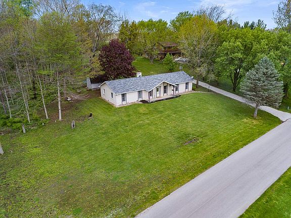 4th image of 9881 N Ammerman Dr