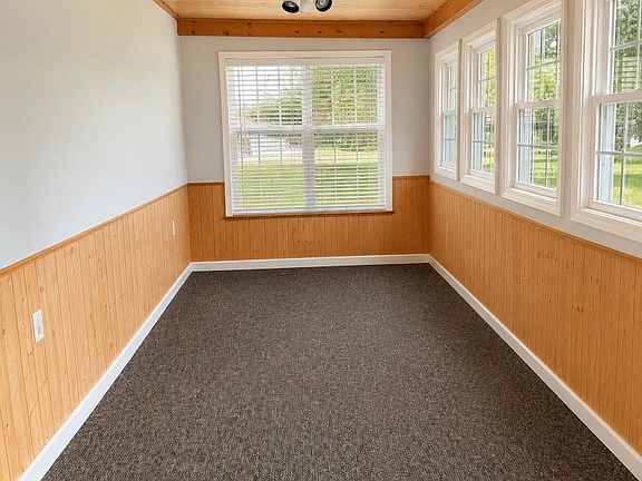 4th image of 602 Mansion St