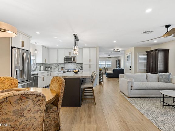 5th image of 120 Apache Ave #103