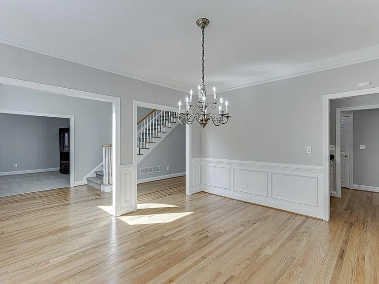 9345 Riverclub Pkwy — Photo 9