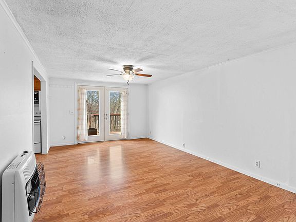 5th image of 1425 E Dade 24