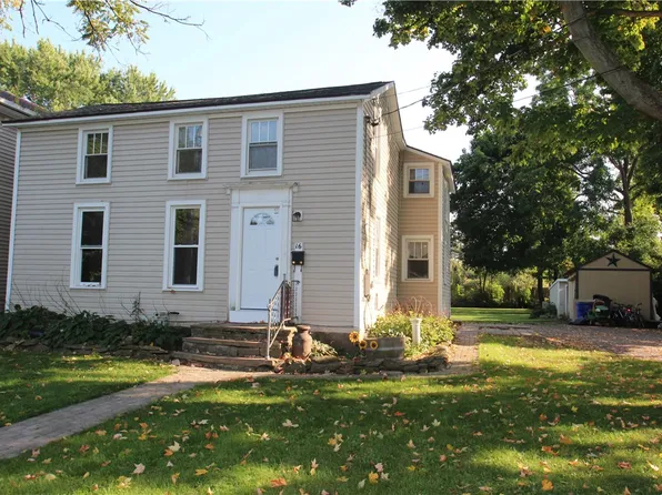 16 Jackson St, Holley, NY 14470