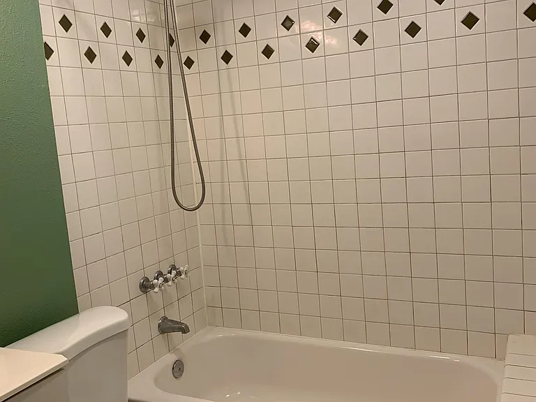 8023 SE Cooper St — Photo 6