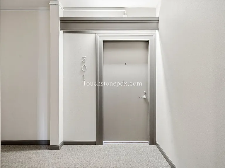 1630 S Harbor Way #301 — Photo 6