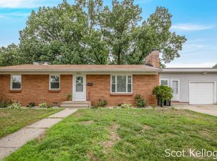 3318 Badger Ave SW, Wyoming, MI 49509