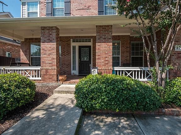4th image of 817 Water Oak Dr