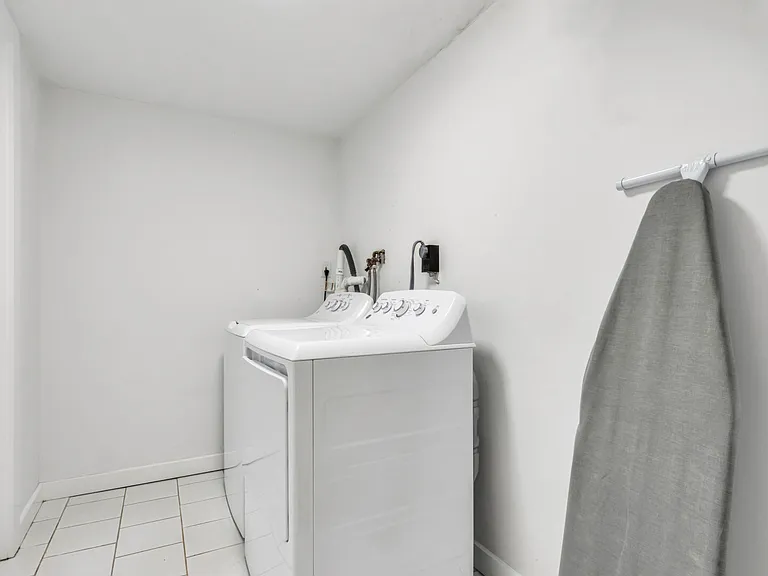 32 W Trail Rd — Photo 36