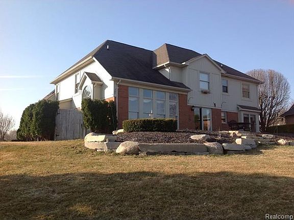2nd image of 6915 Saint Andrews Dr