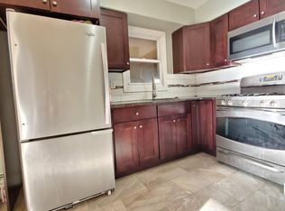 220 Seaview Ave #2E, Jersey City, NJ 07305