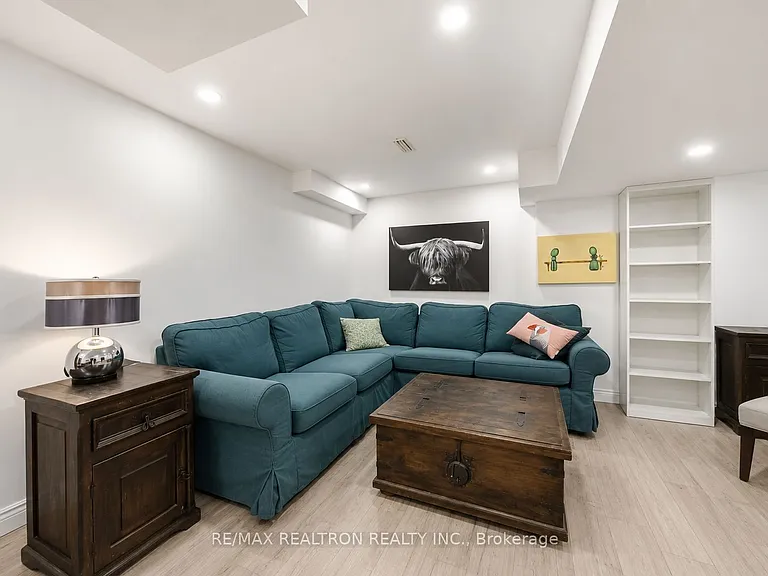 23 Amberty St — Photo 25