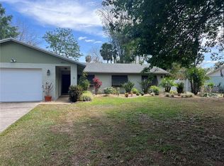 811 Old Darby St, Seffner, FL 33584