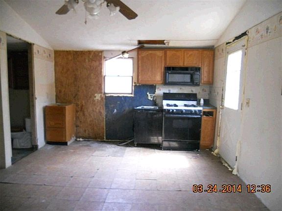 2nd image of 3010 S Alvord Blvd