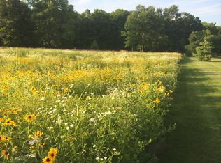 1502 Hunter Dr, Wayzata, MN 55391