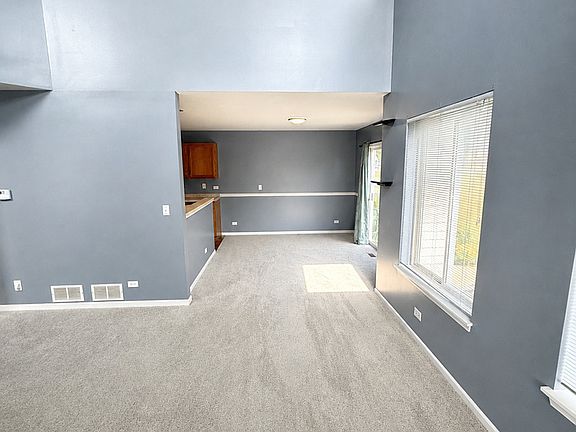 5th image of 2112 Orchard Ln