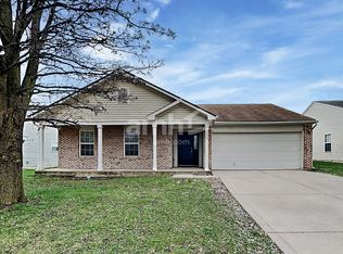 1335 Grand Canyon Cir, Franklin, IN 46131