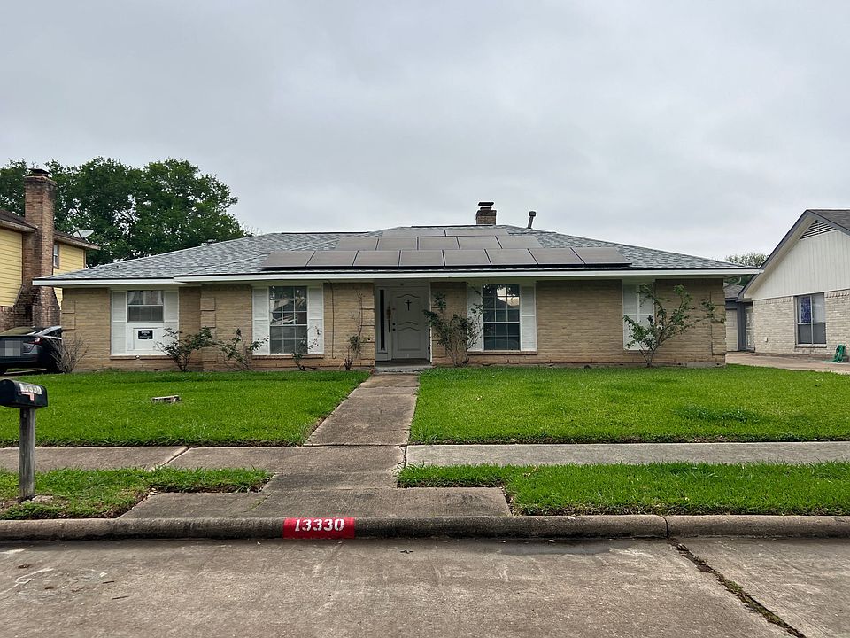 1st image of 13330 Agarita Ln