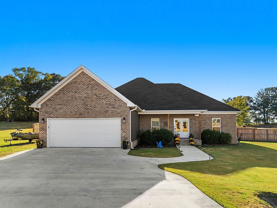 1st image of 200 Skyview Cir