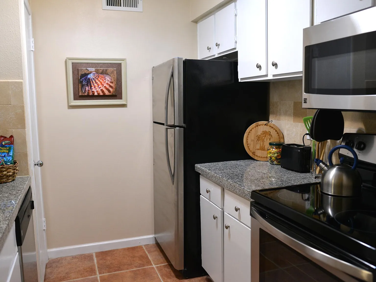 3300 Pebblebrook Dr — Photo 4