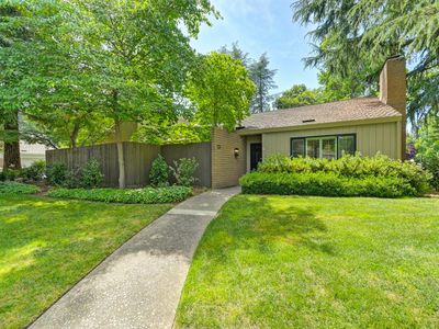 1025 Vanderbilt Way, Sacramento, CA, 95825