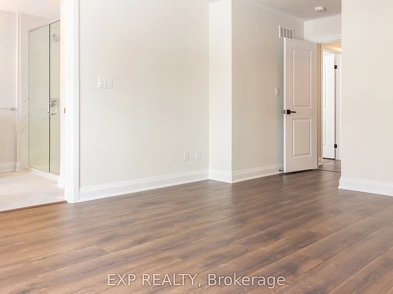 6 Dominique St — Photo 14