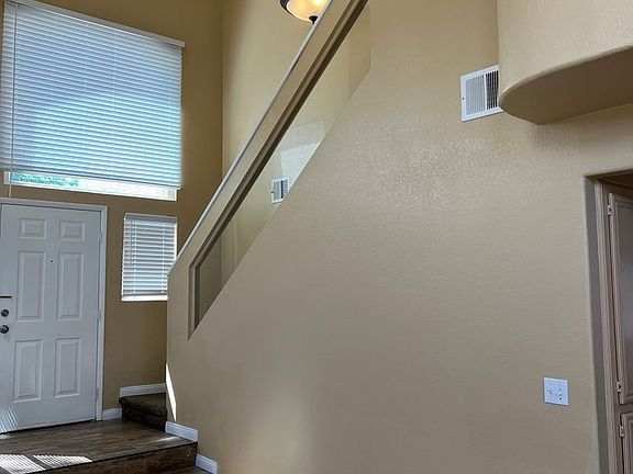 4th image of 1704 Pacific Terrace Dr