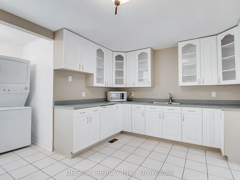 2551 Innes Rd #A — Photo 11