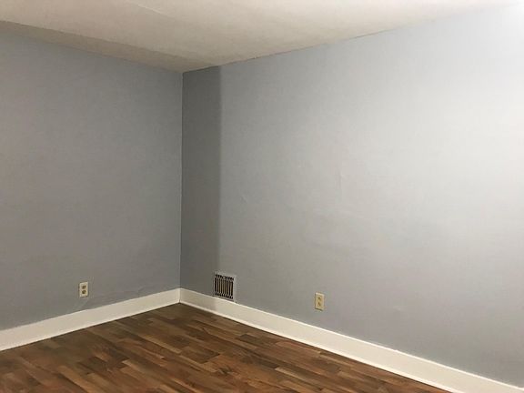 5th image of 913 Eureka St #5