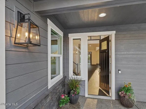 6949 N Freestyle Dr, Coeur D Alene, ID 83815