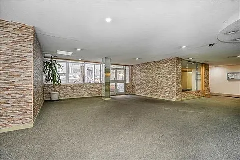 1 bed, 750 sqft, $2,250 — Photo 4